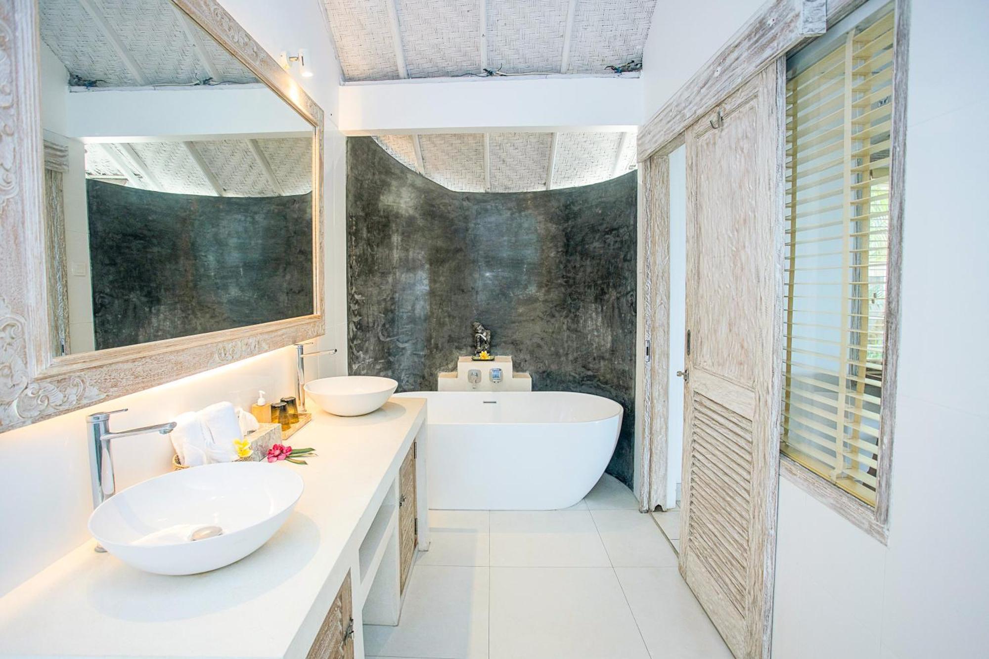Villa Lanie Lembongan ภายนอก รูปภาพ